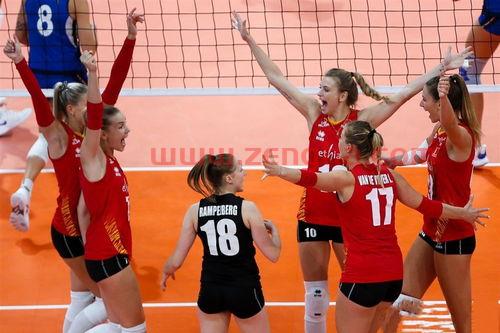 女排欧冠决赛什么时间开始（2021女排欧锦赛决赛回放）
