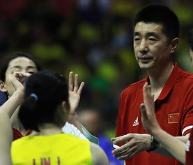 女排中国对巴西刘晏含（女排中国对巴西2021）